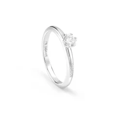 Damiani Anelli Di Fidanzamento | Anelli>Anello di fidanzamento in oro bianco con diamante da 0,15 carati, colore G, purezza VS